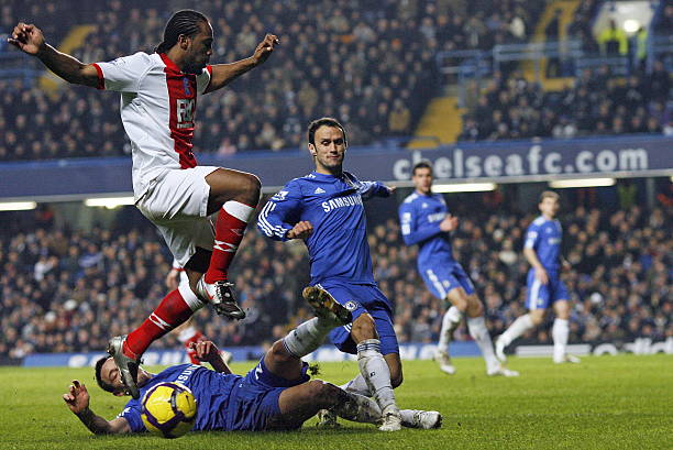 将飞抵巴塞 将飞抵巴塞